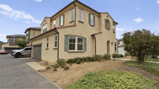 27778 Heritage, Valley Center, CA 92082