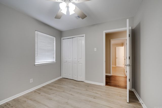 1906 Green Acres Road, Jacksonville, AR 72076