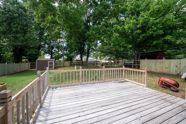 1906 Green Acres Road, Jacksonville, AR 72076