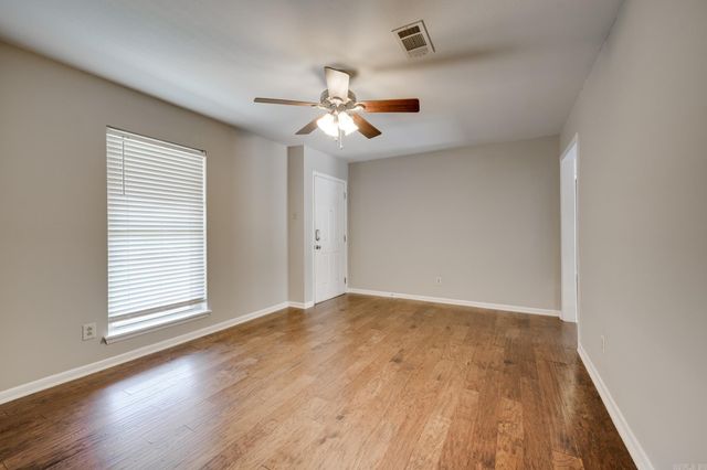 1906 Green Acres Road, Jacksonville, AR 72076