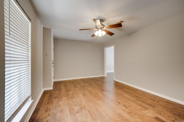 1906 Green Acres Road, Jacksonville, AR 72076