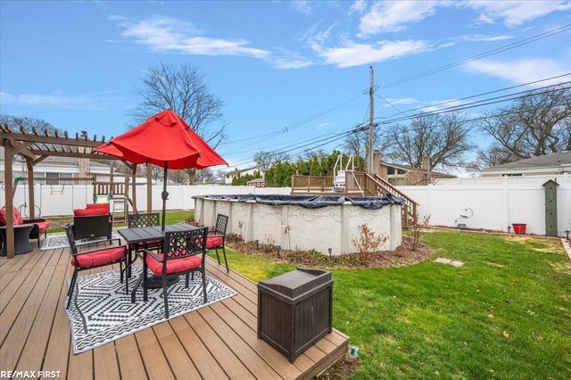 30840 Primrose Drive, Warren, MI 48088