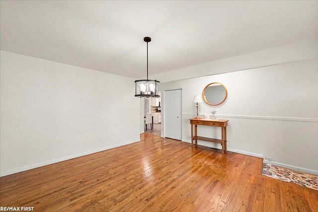 30840 Primrose Drive, Warren, MI 48088