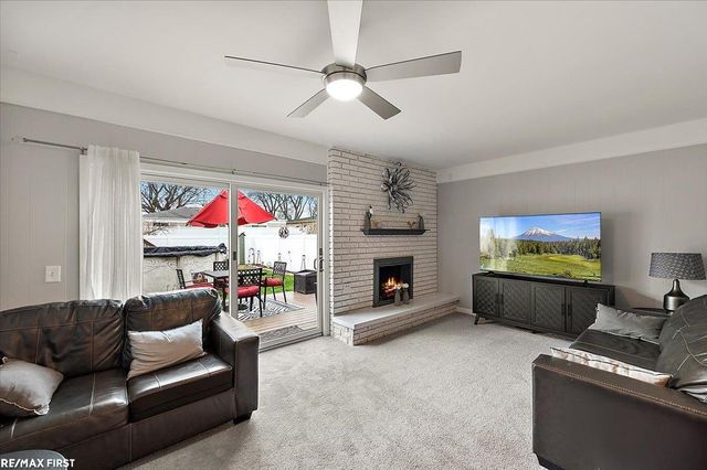 30840 Primrose Drive, Warren, MI 48088