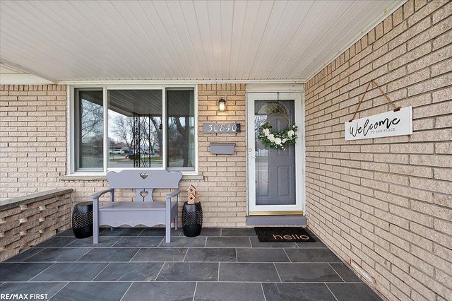 30840 Primrose Drive, Warren, MI 48088