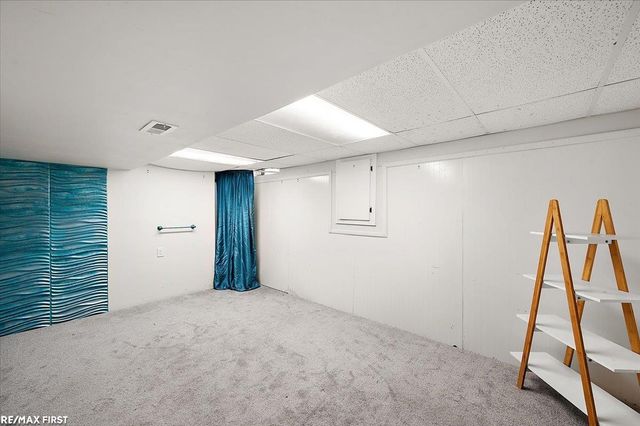 30840 Primrose Drive, Warren, MI 48088