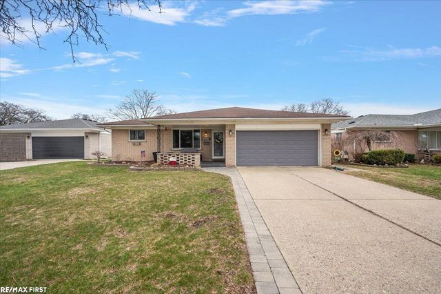 30840 Primrose Drive, Warren, MI 48088