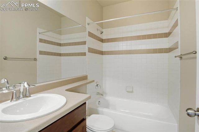 7031 Thorn Brush Way, Colorado Springs, CO 80923