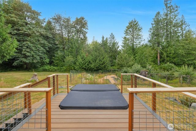 17323 58th Street SE, Snohomish, WA 98290