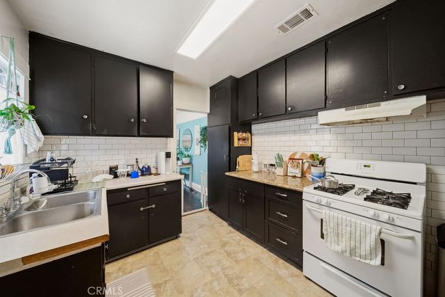 1419 El Sereno, Pasadena, CA 91103