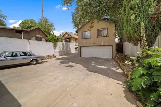 1419 El Sereno, Pasadena, CA 91103