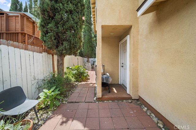 1419 El Sereno, Pasadena, CA 91103