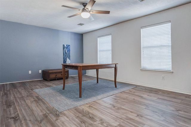 19203 Christine Crossing Dr, Richmond, TX 77407