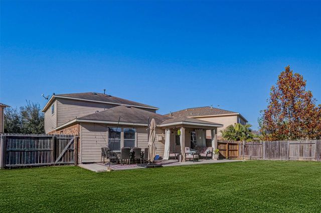 19203 Christine Crossing Dr, Richmond, TX 77407