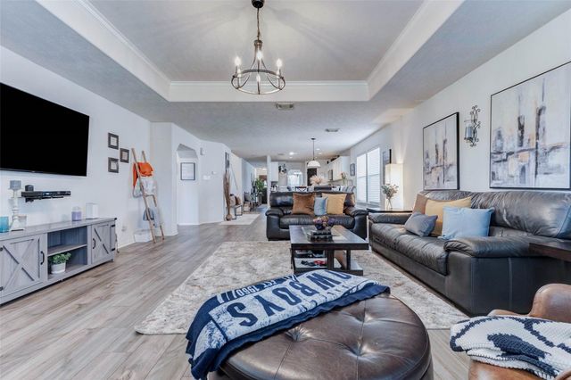 19203 Christine Crossing Dr, Richmond, TX 77407