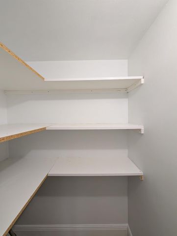 1800 Sans Souci Blvd 238, North Miami, FL 33181