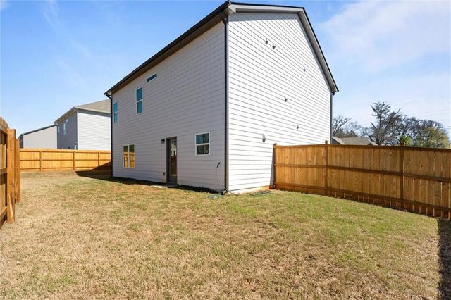 89 Autrey Dr, Douglasville, GA 30134