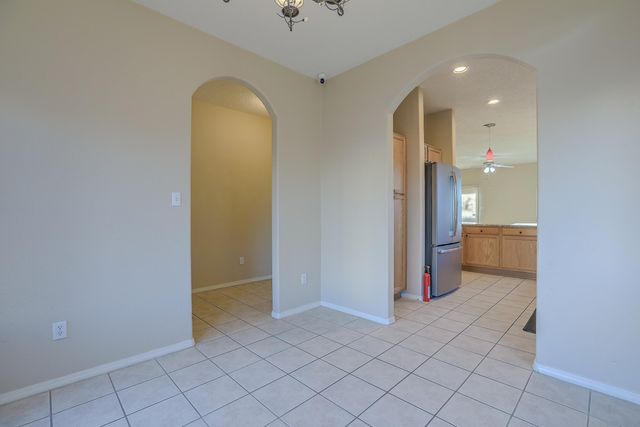 7643 Calle Comodo NE, Albuquerque, NM 87113