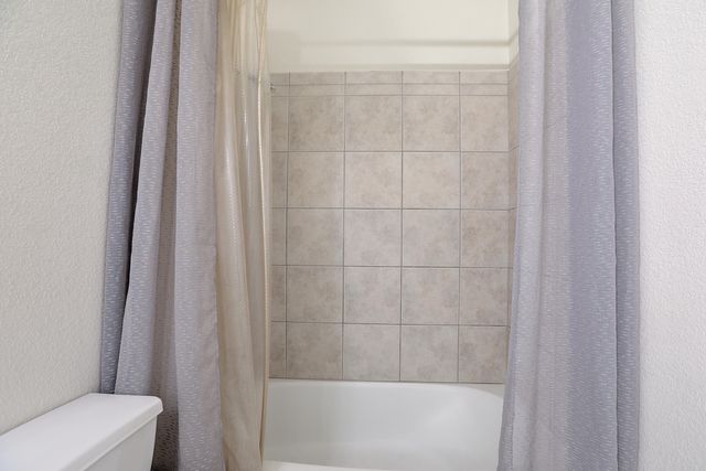 7643 Calle Comodo NE, Albuquerque, NM 87113