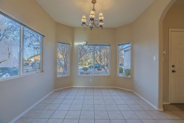 7643 Calle Comodo NE, Albuquerque, NM 87113