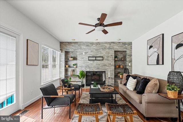 4107 FARMSIDE DR, Baltimore, MD 21236