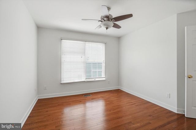 4107 FARMSIDE DR, Baltimore, MD 21236