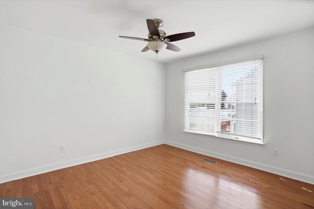 4107 FARMSIDE DR, Baltimore, MD 21236