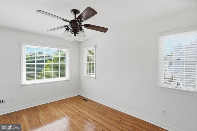 4107 FARMSIDE DR, Baltimore, MD 21236