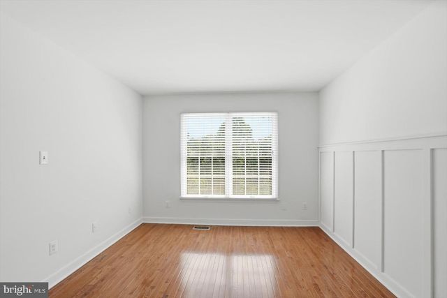 4107 FARMSIDE DR, Baltimore, MD 21236