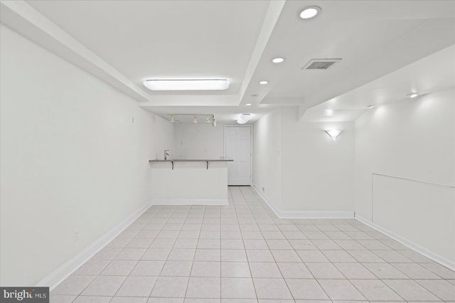 4107 FARMSIDE DR, Baltimore, MD 21236