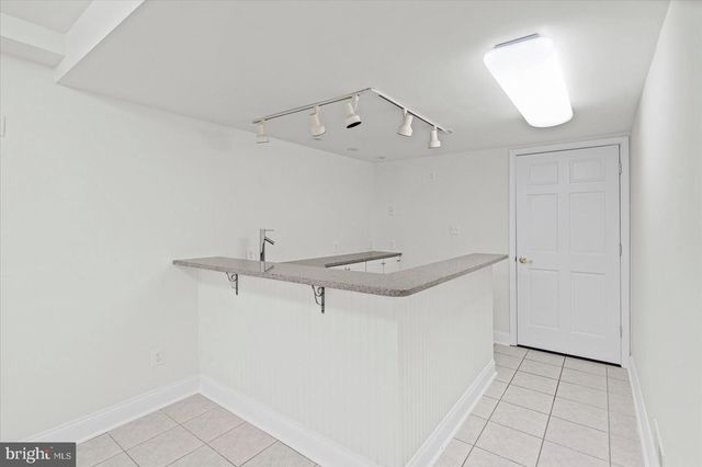 4107 FARMSIDE DR, Baltimore, MD 21236