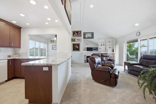 17458 Plaza Amimado 127, Rancho Bernardo (san Diego), CA 92128