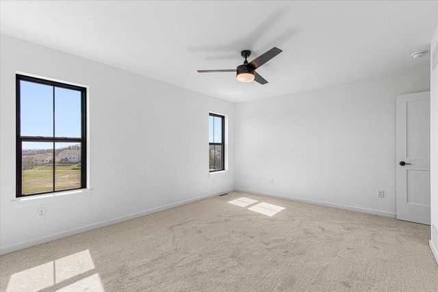 805 Viewpoint AVENUE, Waukesha, WI 53188