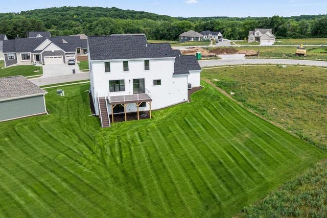 805 Viewpoint AVENUE, Waukesha, WI 53188