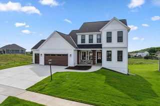 805 Viewpoint AVENUE, Waukesha, WI 53188