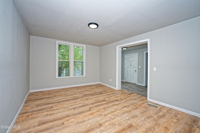 29 S Pine Avenue, Albany, NY 12208