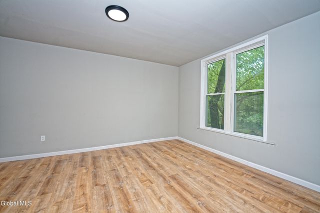 29 S Pine Avenue, Albany, NY 12208