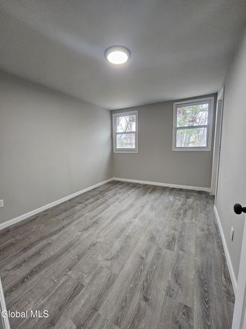 29 S Pine Avenue, Albany, NY 12208