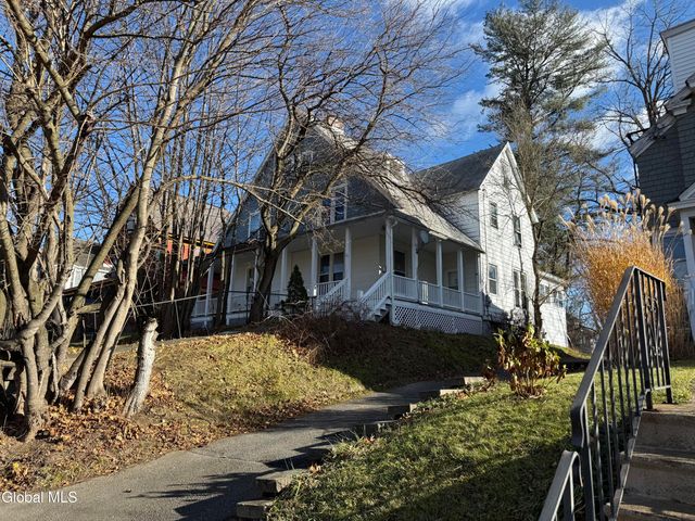 29 S Pine Avenue, Albany, NY 12208