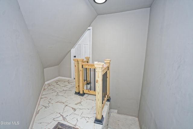 29 S Pine Avenue, Albany, NY 12208