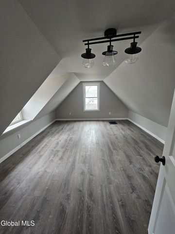 29 S Pine Avenue, Albany, NY 12208