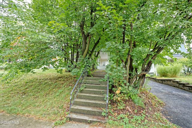 29 S Pine Avenue, Albany, NY 12208