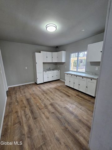 29 S Pine Avenue, Albany, NY 12208