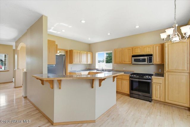 1906 W EVENING STAR RD, Post Falls, ID 83854