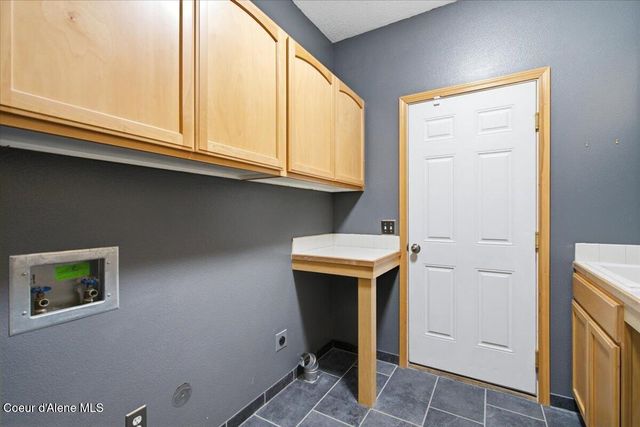 1906 W EVENING STAR RD, Post Falls, ID 83854