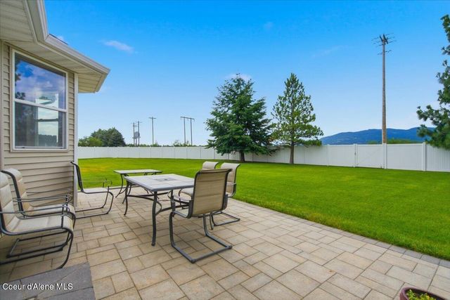 1906 W EVENING STAR RD, Post Falls, ID 83854