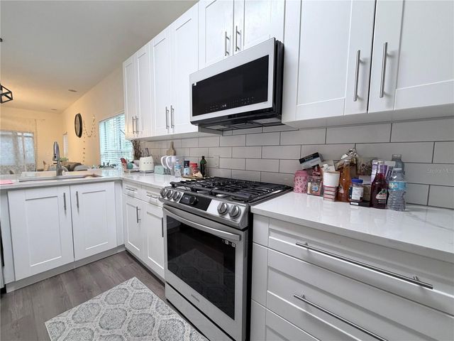 5634 TANAGERLAKE ROAD, Lithia, FL 33547