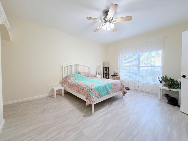 5634 TANAGERLAKE ROAD, Lithia, FL 33547