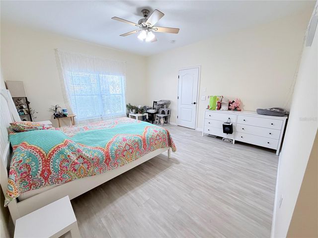 5634 TANAGERLAKE ROAD, Lithia, FL 33547