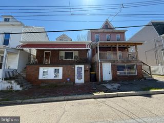 1715 -1717 W MARKET ST, Pottsville, PA 17901